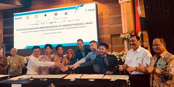 Perjanjian Kerjasama Nissan dan PLN